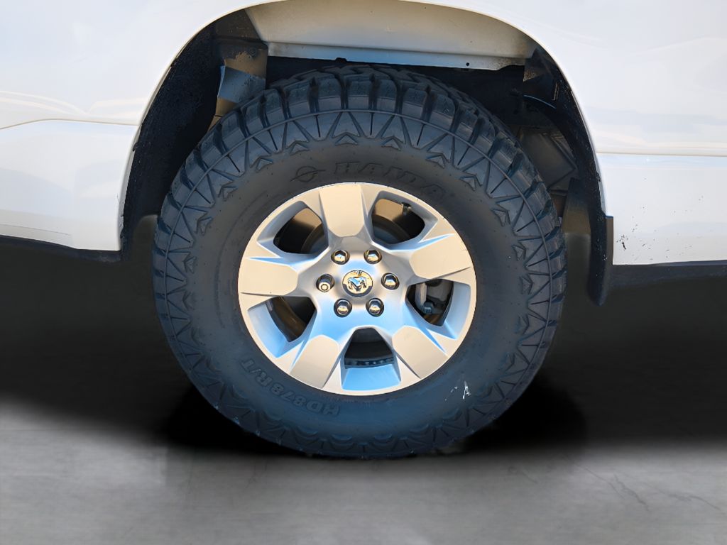 2019 Ram 1500 Big Horn - Bright White Clearcoat exterior view 3