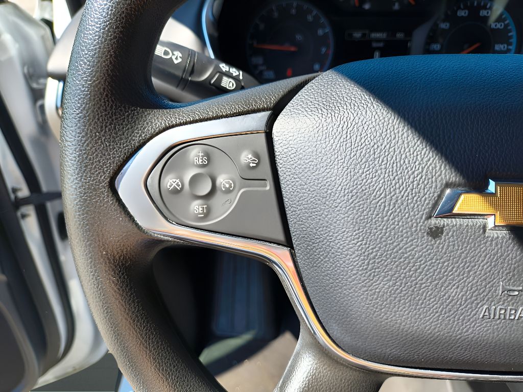 2020 Chevrolet Traverse LS - Summit White exterior view 18