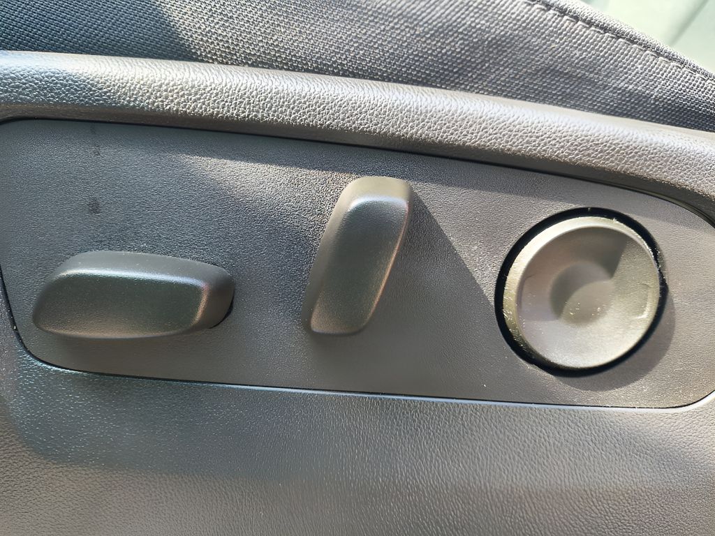 2024 GMC Sierra 1500 - Cardinal Red exterior view 18