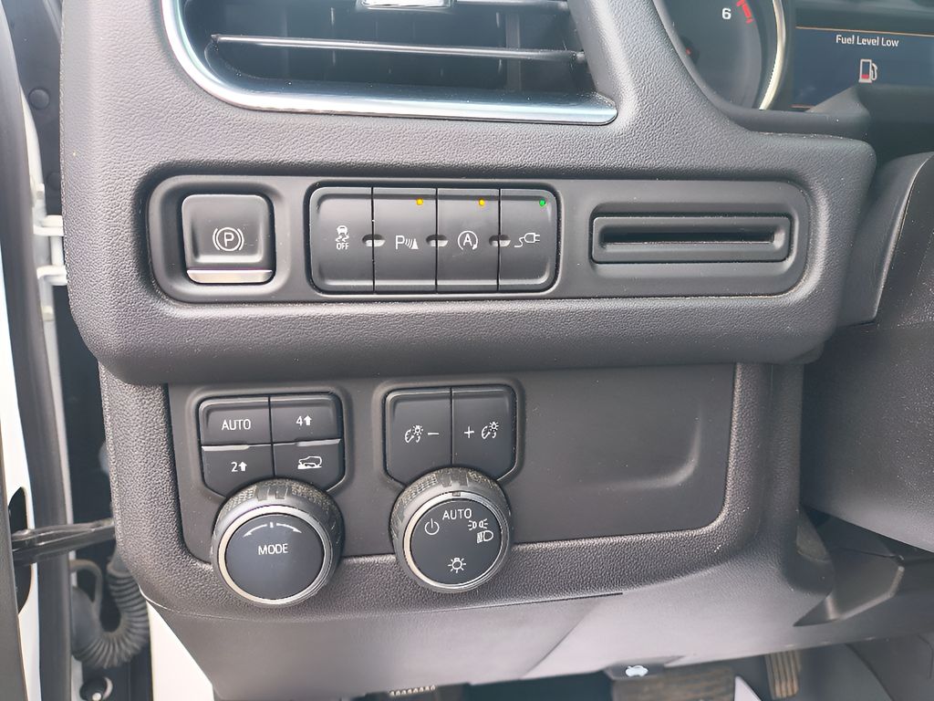 2021 Chevrolet Tahoe LT - Summit White exterior view 13