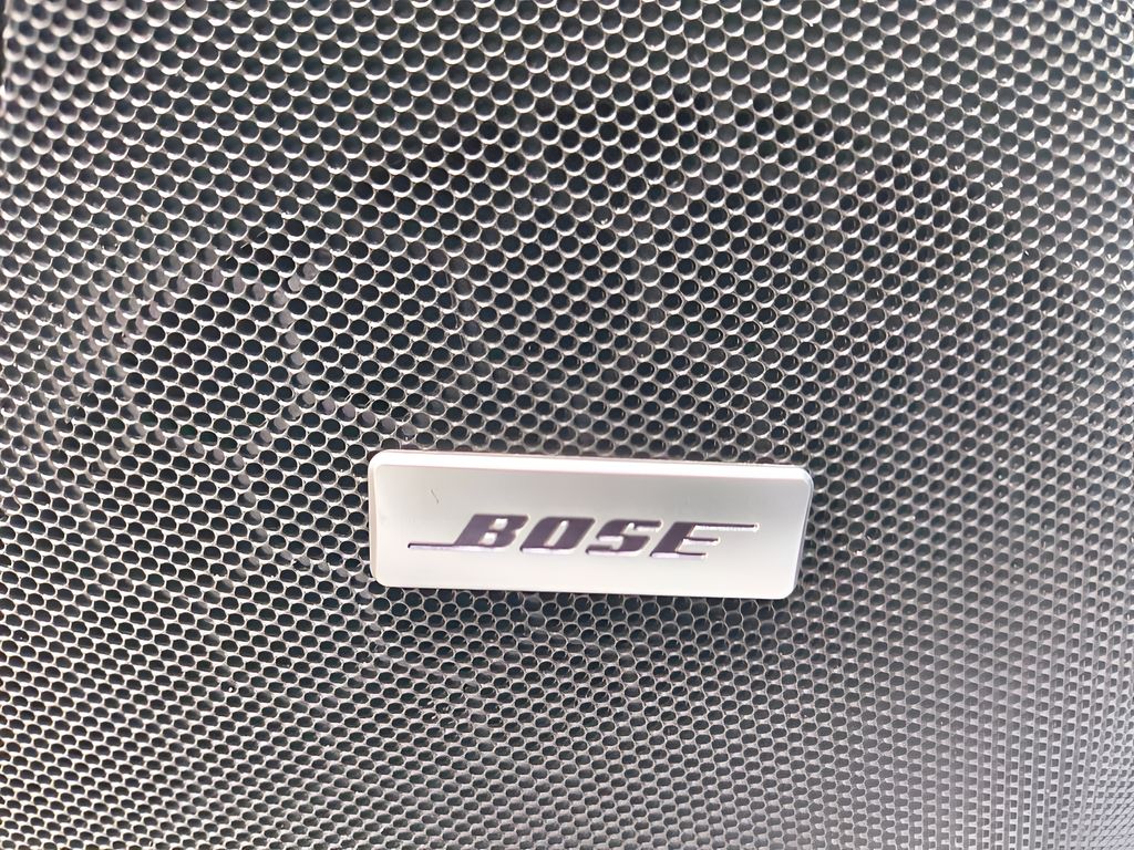 2021 Chevrolet Tahoe LT - Summit White exterior view 10