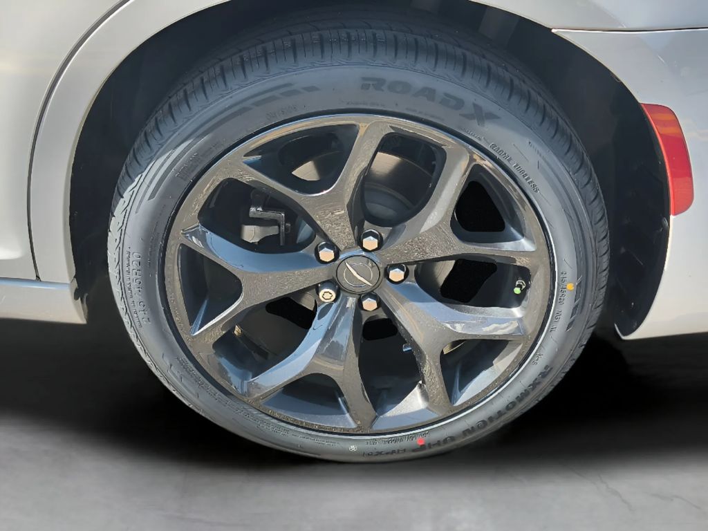 Used 2022 Chrysler 300 Touring L