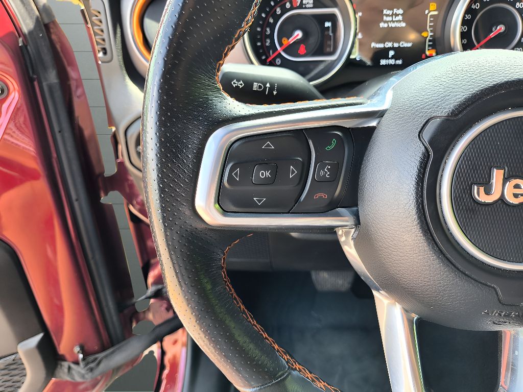 2021 Jeep Gladiator Mojave - Snazzberry Pearlcoat exterior view 18