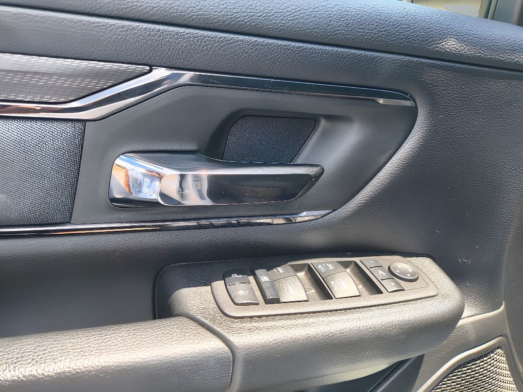 2023 Ram 1500 Big Horn Built-To-Serve Edition - Bright White Clearcoat exterior view 11