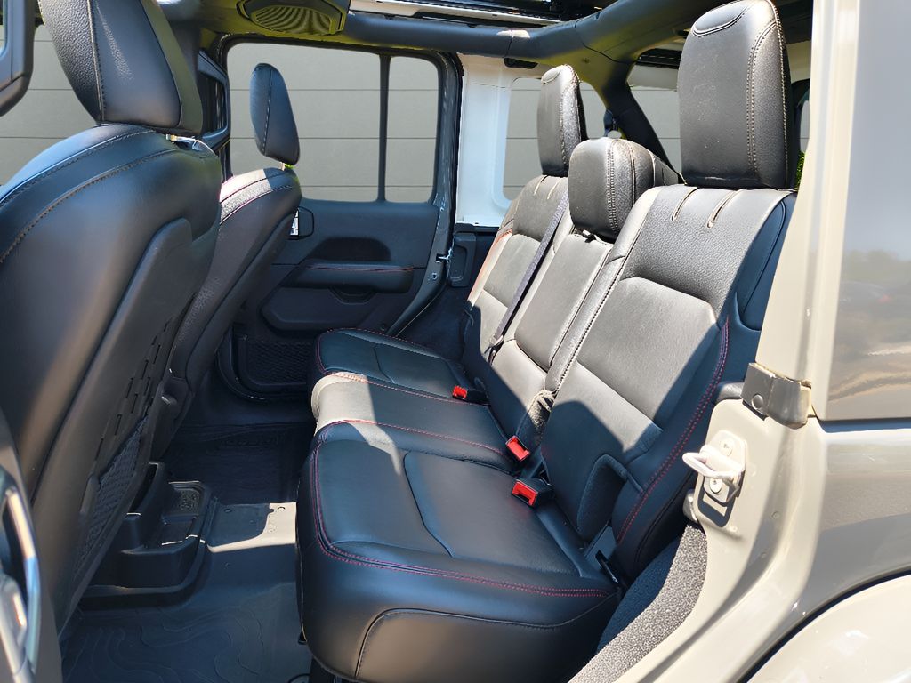 2020 Jeep Wrangler Unlimited Rubicon - Sting-Gray Clearcoat exterior view 10