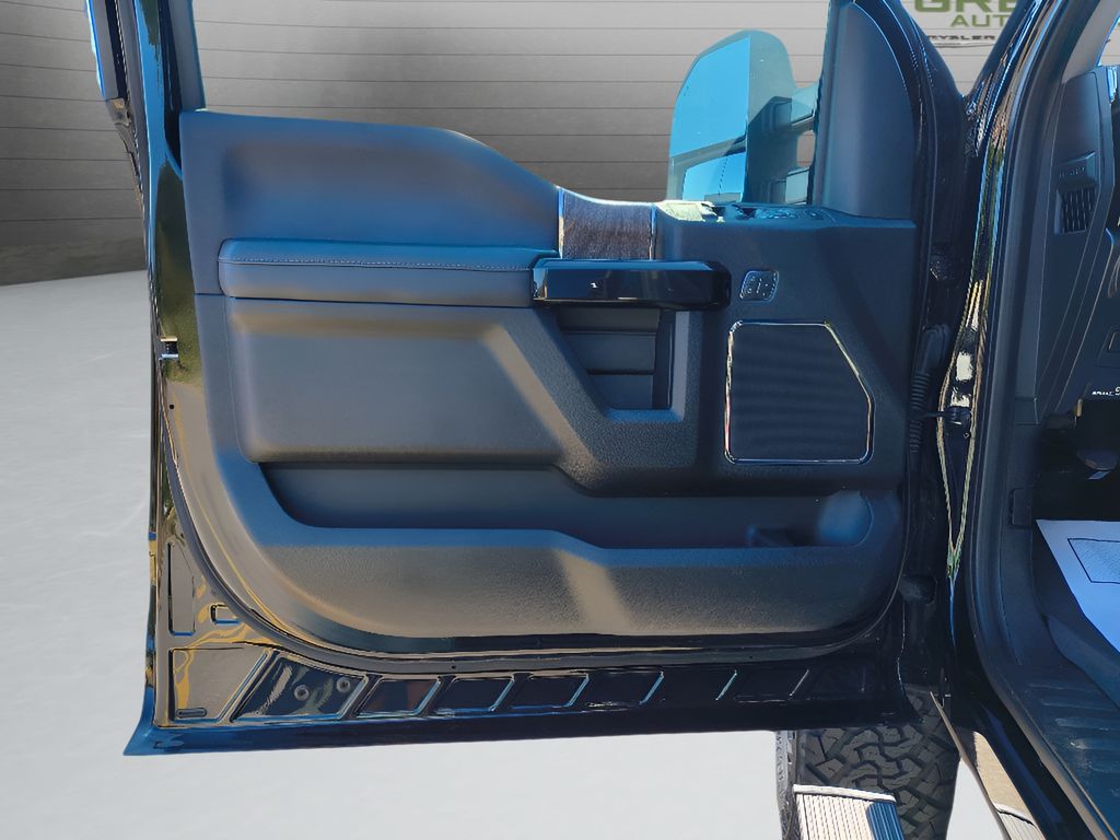 2019 Ford F-350 Super Duty - Agate Black Metallic exterior view 16