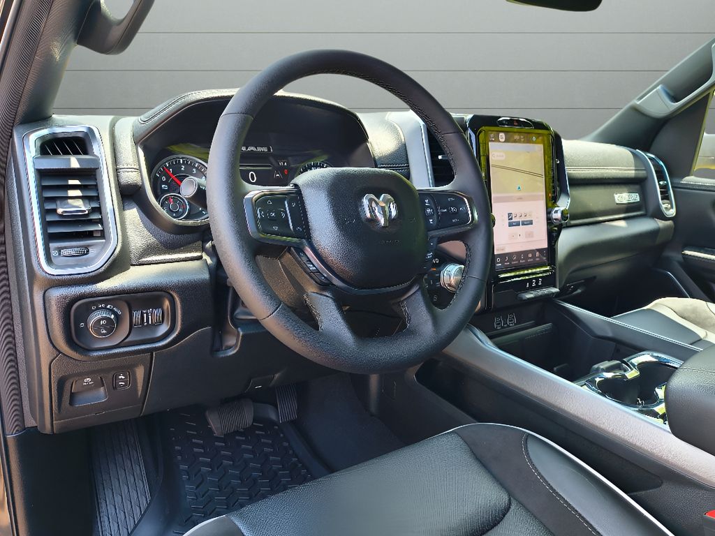 2025 Ram 1500 Laramie - Diamond Black Crystal Pearlcoat exterior view 12