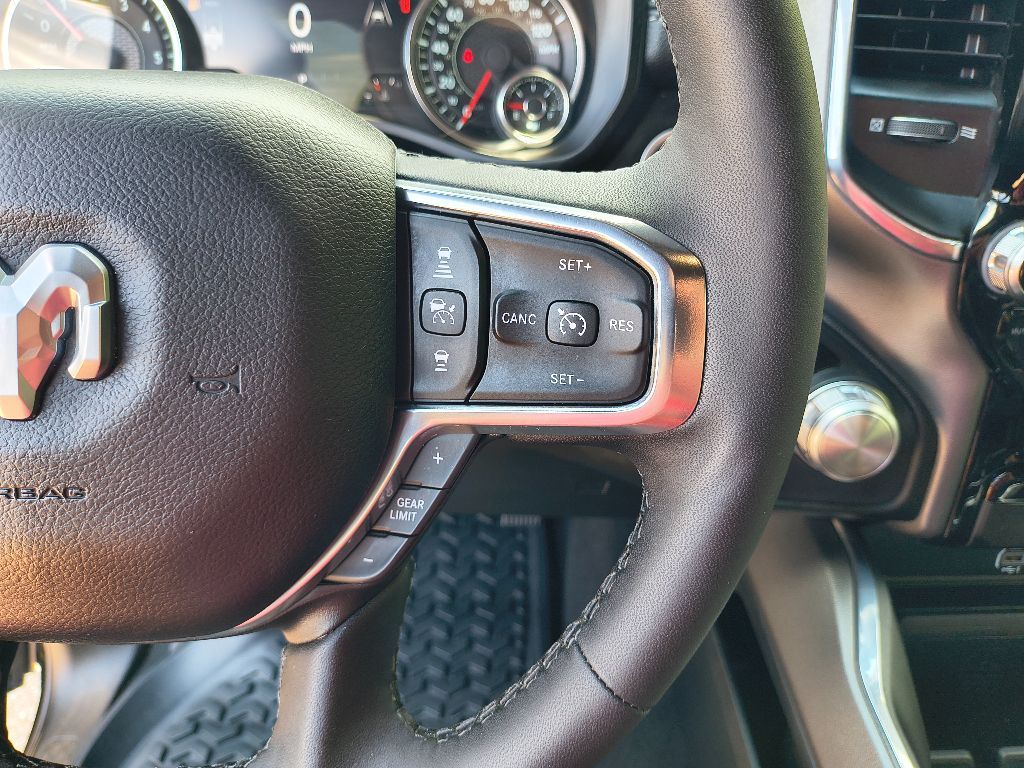 2025 Ram 1500 Laramie - Diamond Black Crystal Pearlcoat exterior view 14