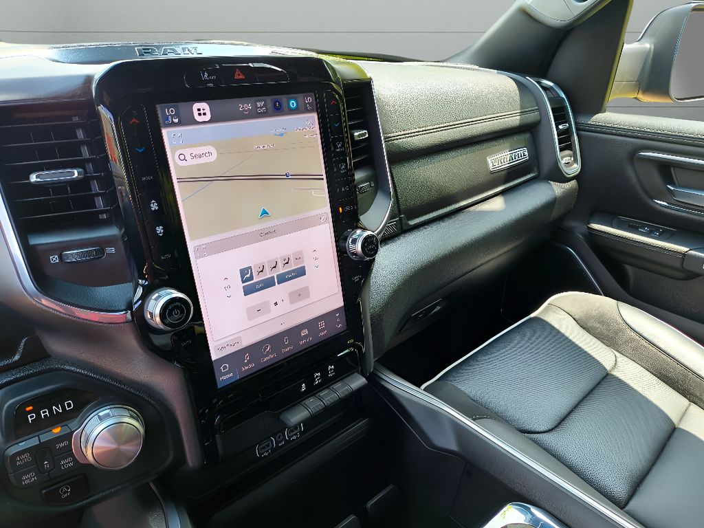 2025 Ram 1500 Laramie - Diamond Black Crystal Pearlcoat exterior view 16