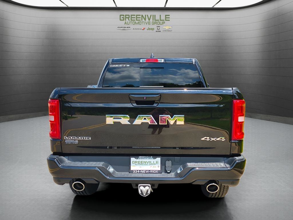 2025 Ram 1500 Laramie - Diamond Black Crystal Pearlcoat exterior view 3