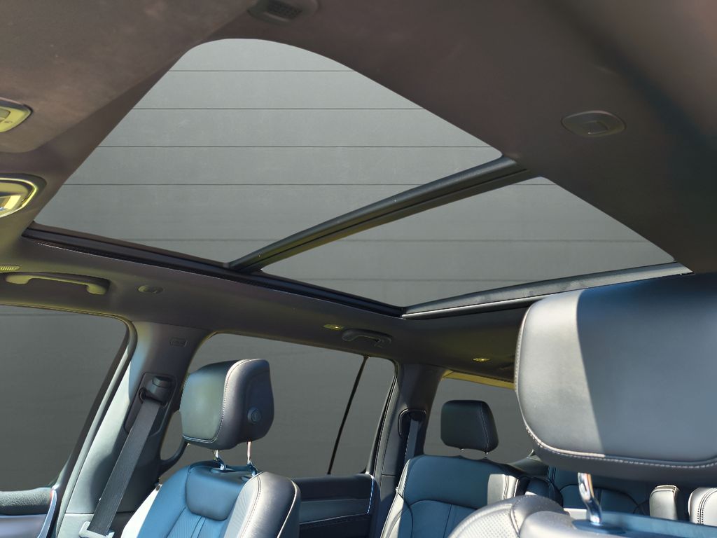 Used 2024 Jeep Wagoneer Series II Carbide