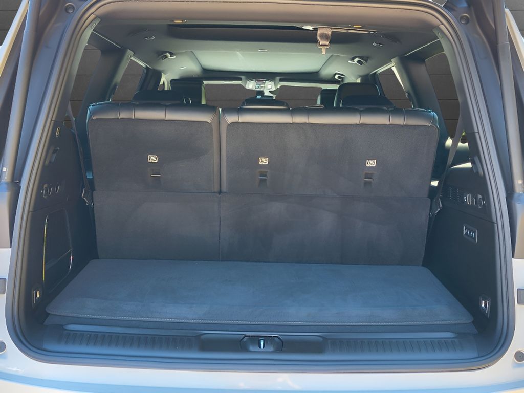 2024 Jeep Wagoneer Series II Carbide - Bright White Clearcoat exterior view 7