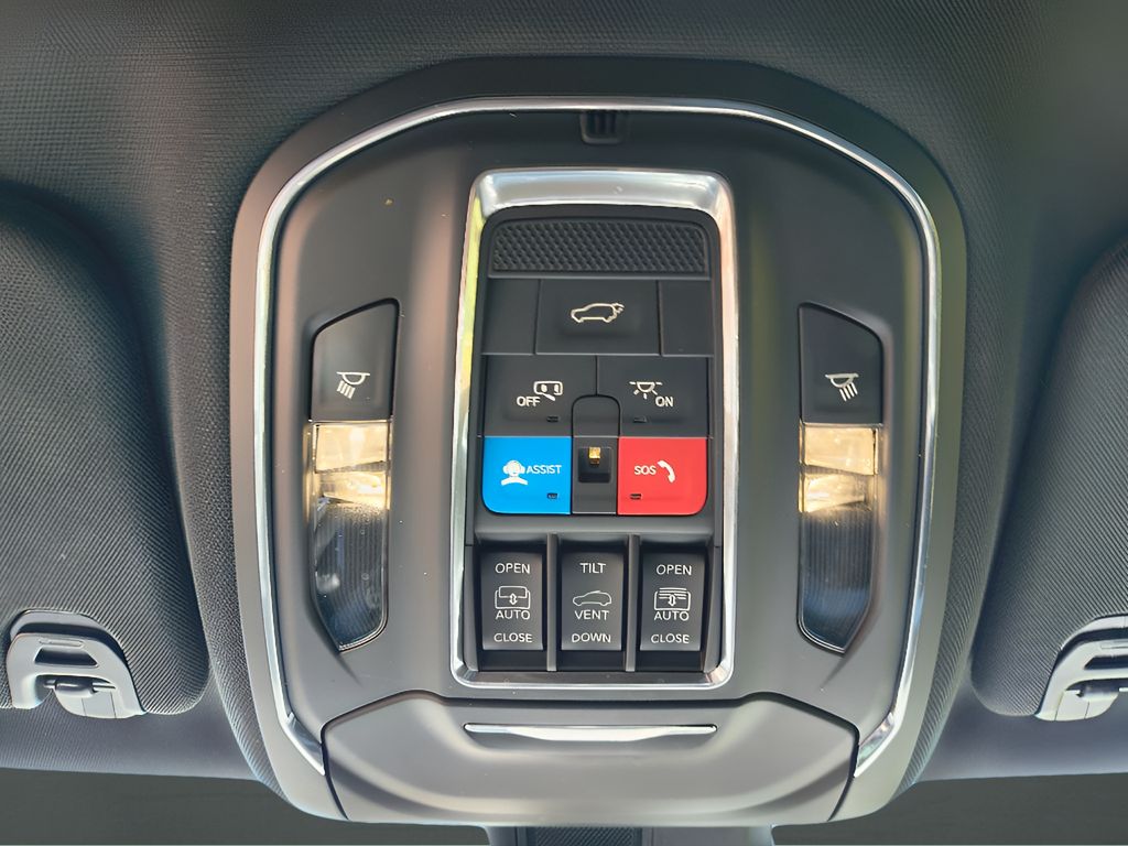 Used 2024 Jeep Wagoneer Series II Carbide