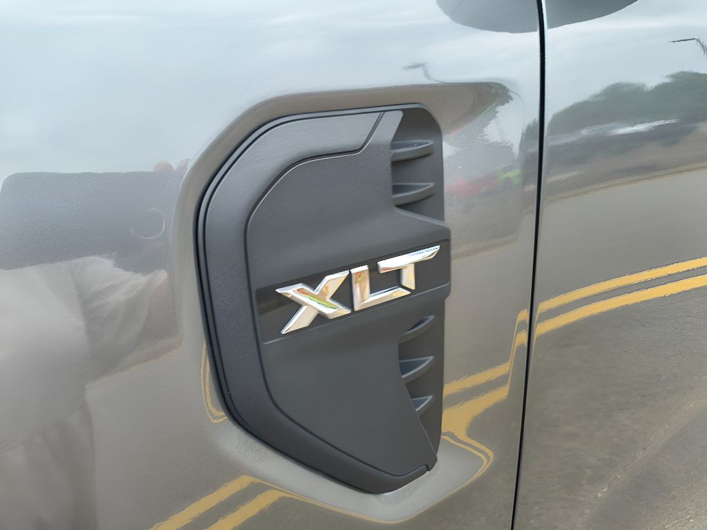 2024 Ford Ranger XLT - Carbonized Gray Metallic exterior view 14