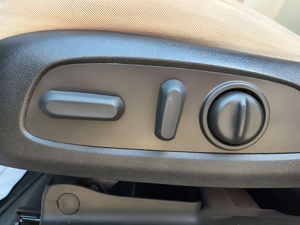 2022 Chevrolet Traverse LS - Northsky Blue Metallic exterior view 11