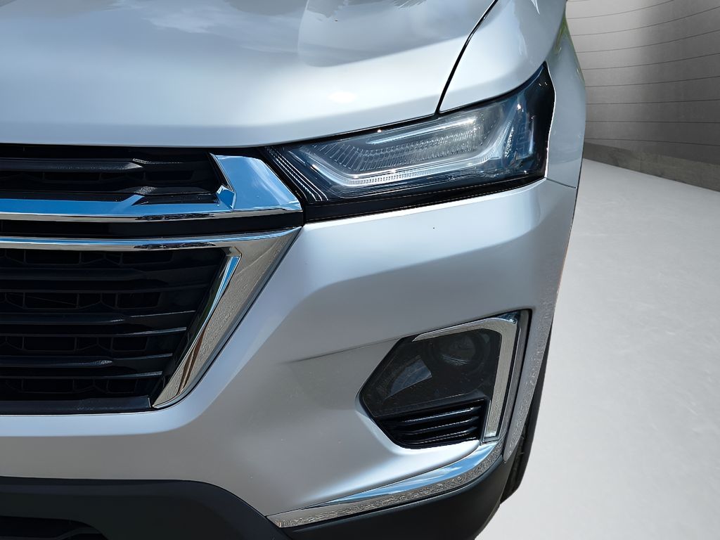 2022 Chevrolet Traverse LS - Silver Ice Metallic exterior view 12
