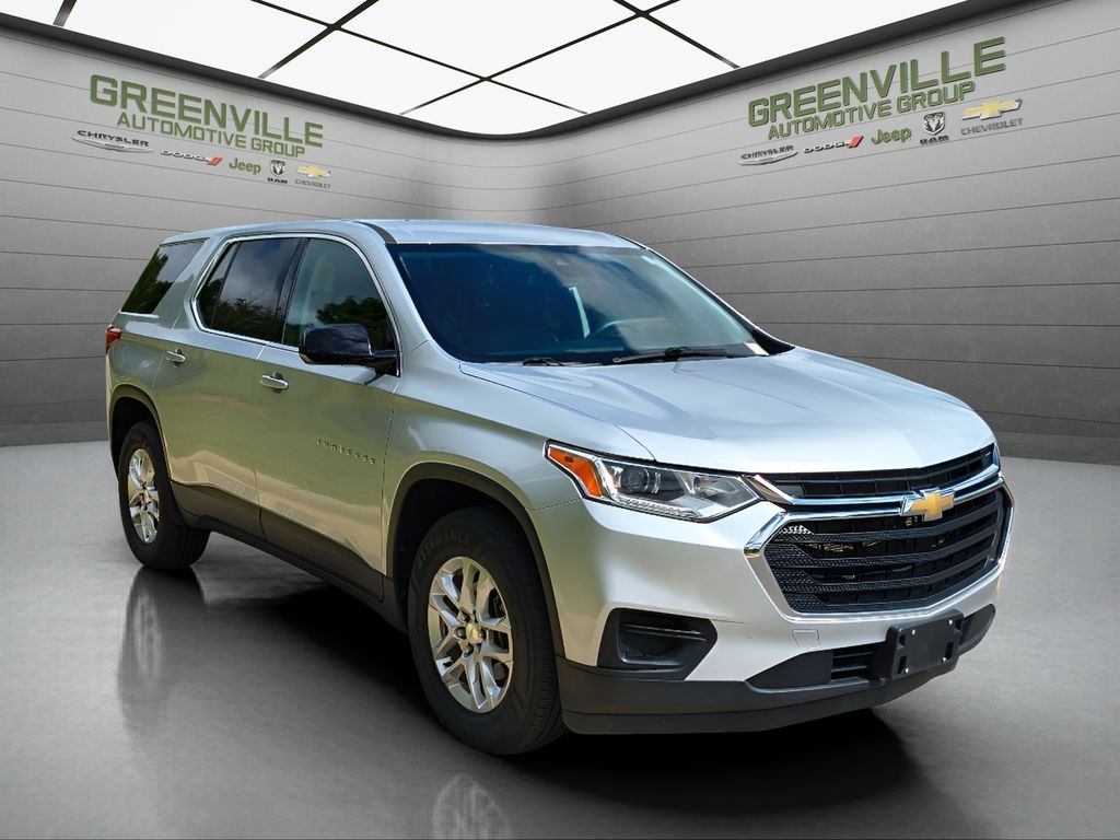 2021 Chevrolet Traverse LS - Silver Ice Metallic exterior view 10