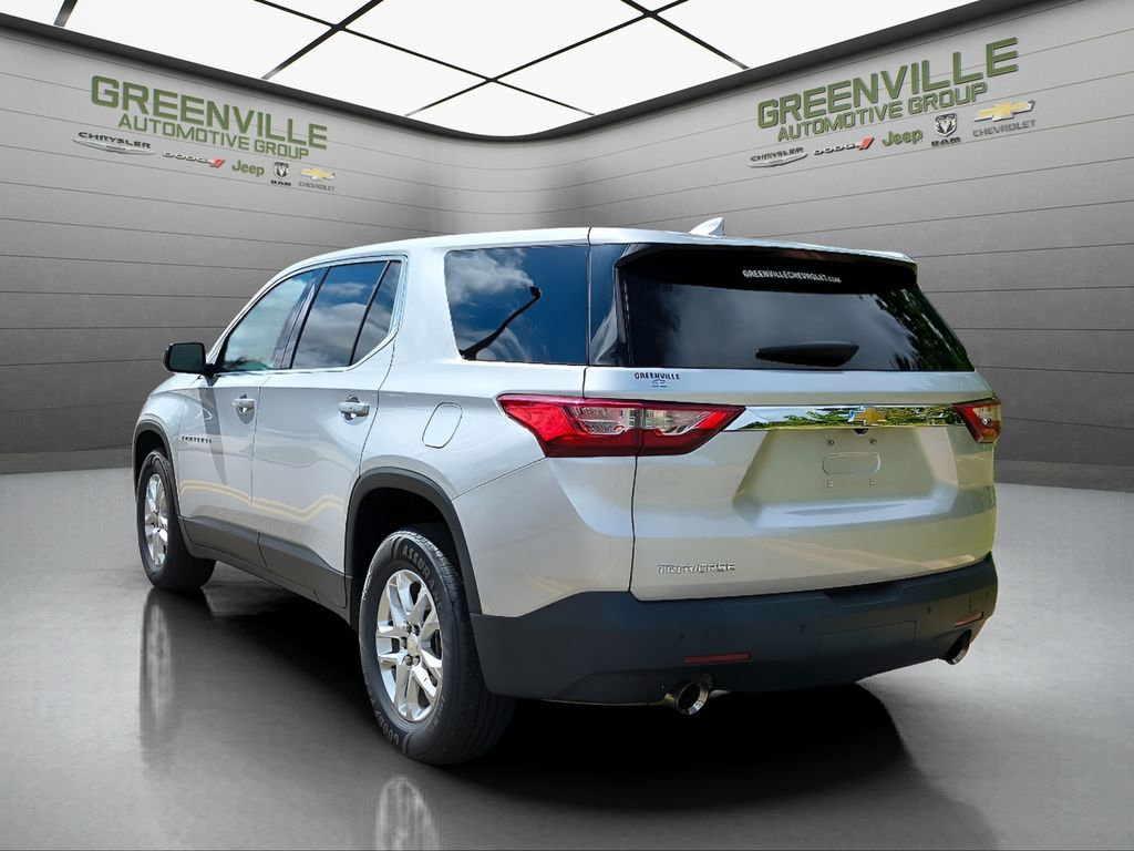 2021 Chevrolet Traverse LS - Silver Ice Metallic exterior view 5