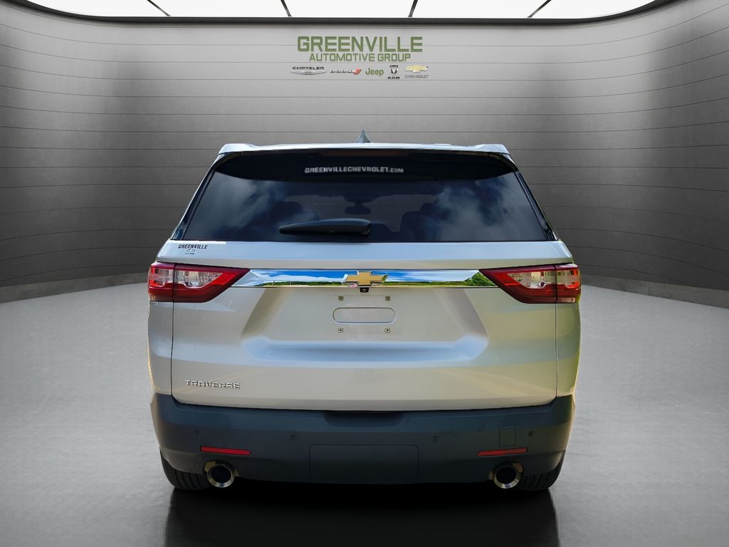 2021 Chevrolet Traverse LS - Silver Ice Metallic exterior view 6