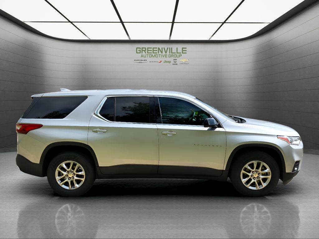 2021 Chevrolet Traverse LS - Silver Ice Metallic exterior view 9