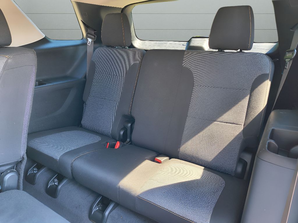 Used 2021 Chevrolet Traverse LS