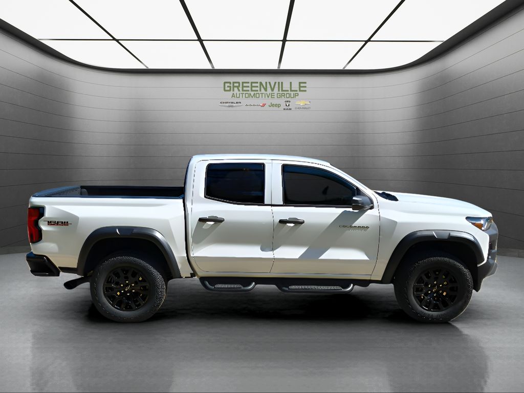 2024 Chevrolet Colorado 4WD Trail Boss - Summit White exterior view 10
