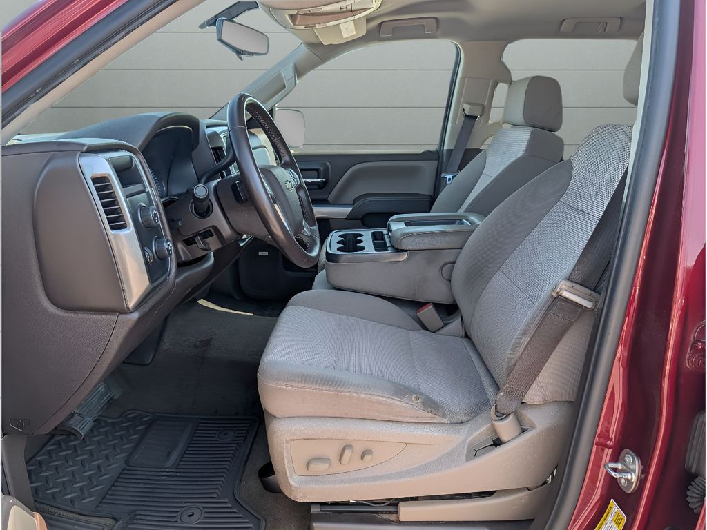 Used 2017 Chevrolet Silverado LT Crew Cab Z71 4WD