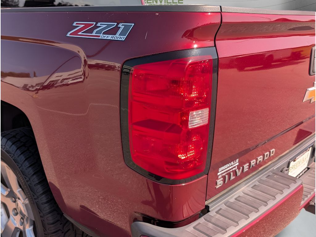 Used 2017 Chevrolet Silverado LT Crew Cab Z71 4WD