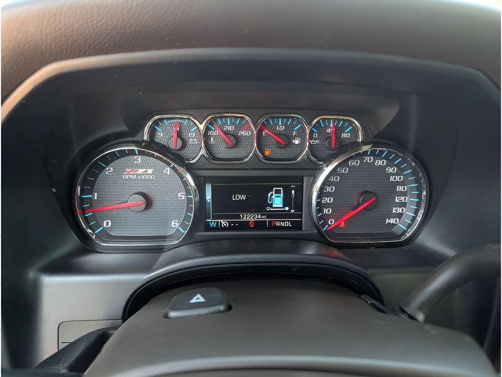 Used 2017 Chevrolet Silverado LT Crew Cab Z71 4WD