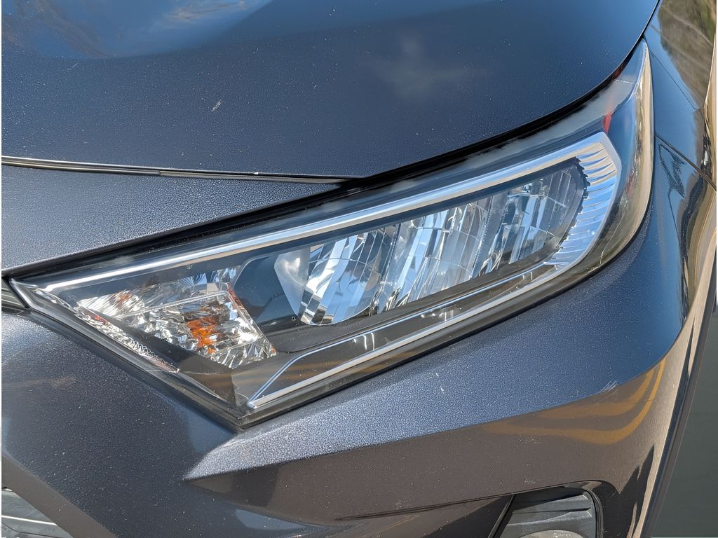 2020 Toyota RAV4 XLE - Magnetic Gray Metallic exterior view 11