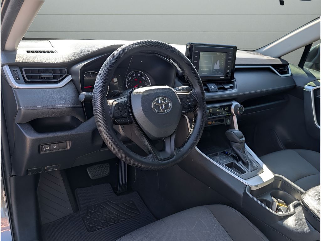 2020 Toyota RAV4 XLE - Magnetic Gray Metallic exterior view 16