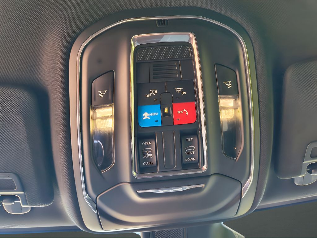 Used 2024 Jeep Grand Cherokee L Laredo X 4x4