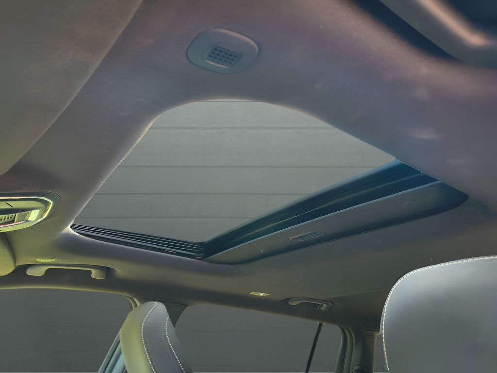 Used 2024 Jeep Grand Cherokee L Laredo X 4x4