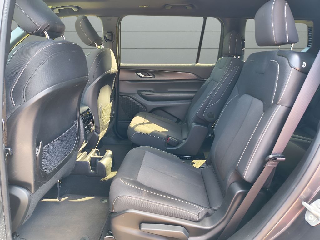 Used 2024 Jeep Grand Cherokee L Laredo X 4x4