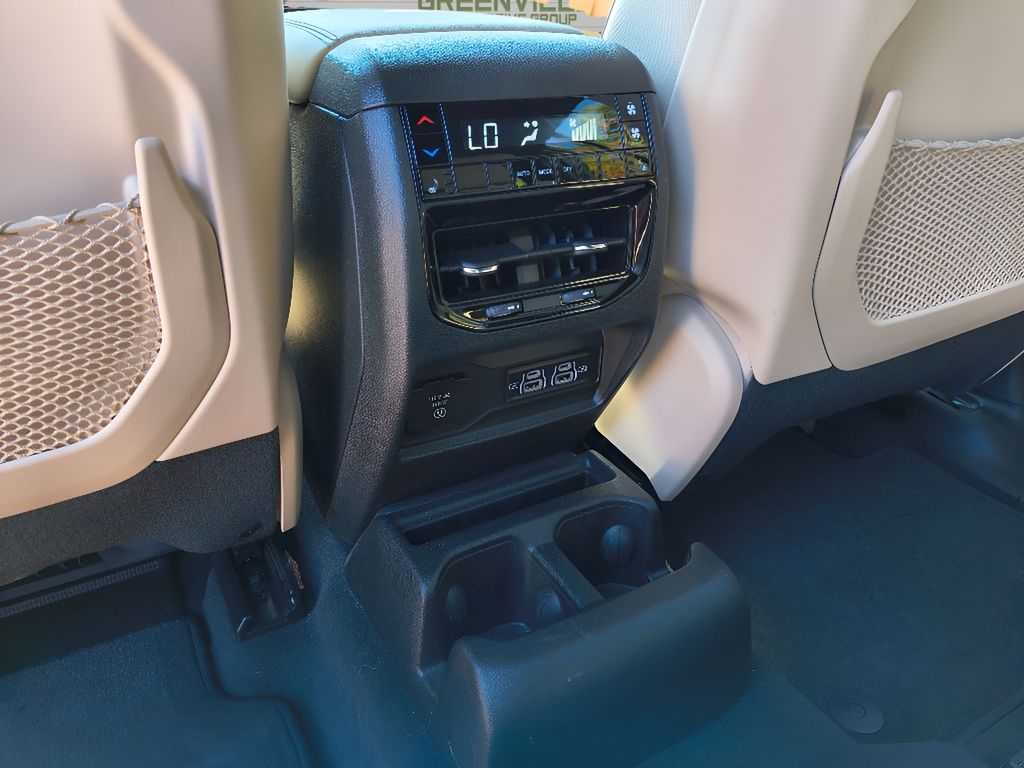 Used 2024 Jeep Grand Cherokee L Limited