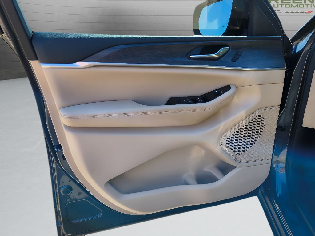 2024 Jeep Grand Cherokee L Limited - Baltic Gray Metallic Clearcoat exterior view 13