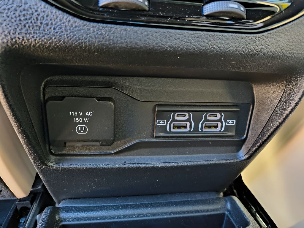 Used 2024 Jeep Grand Cherokee L Limited