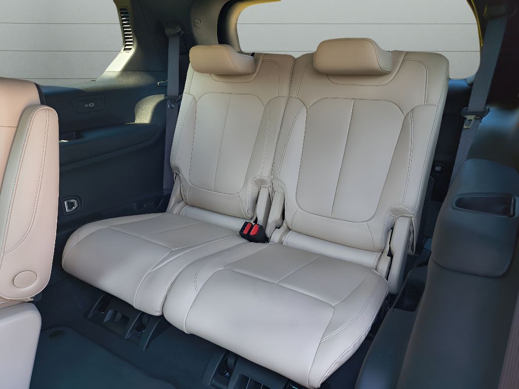 Used 2024 Jeep Grand Cherokee L Limited