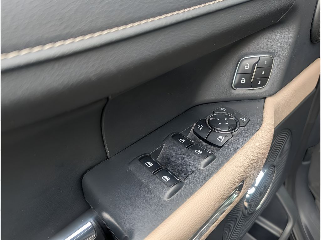 2023 Ford Expedition Limited - Dark Matter Metallic exterior view 14
