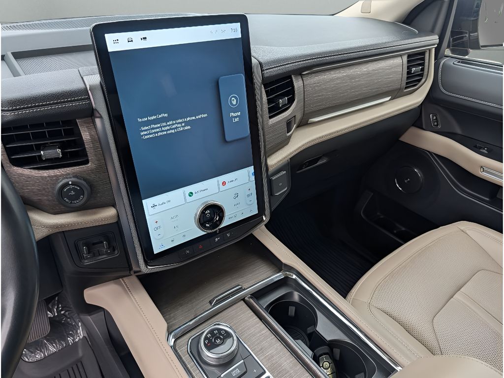 Used 2023 Ford Expedition Limited