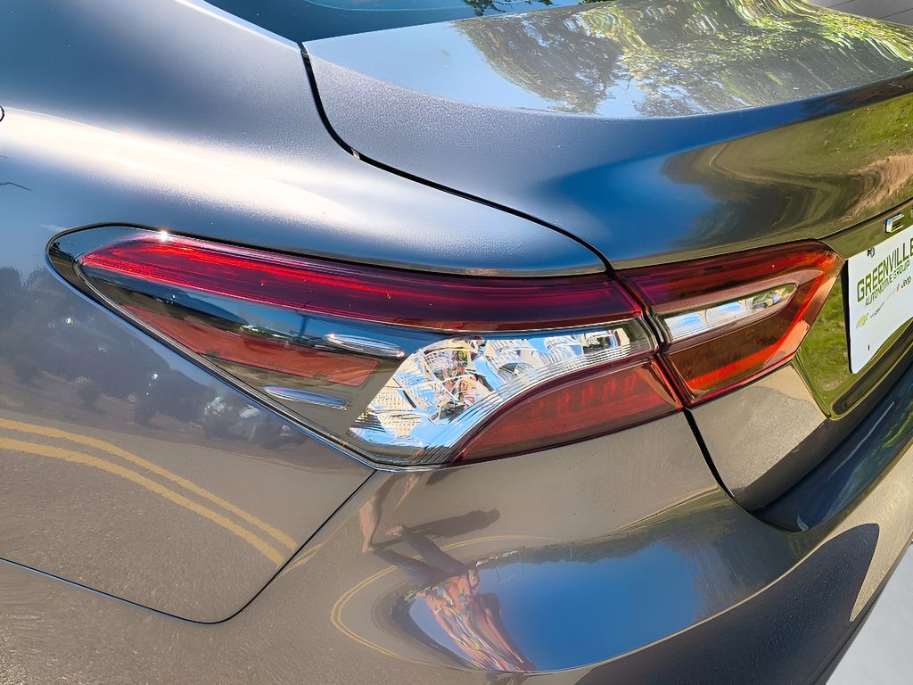 2022 Toyota Camry XLE - Predawn Gray Mica exterior view 4