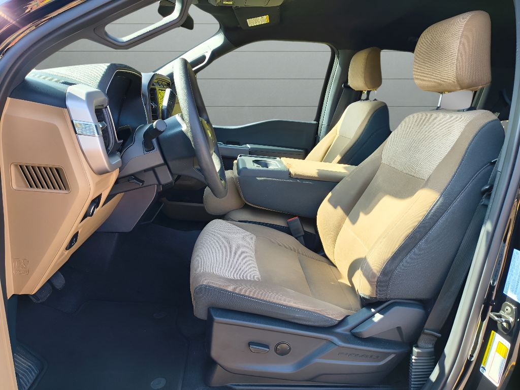 2023 Ford F-150 XLT - Agate Black Metallic exterior view 16