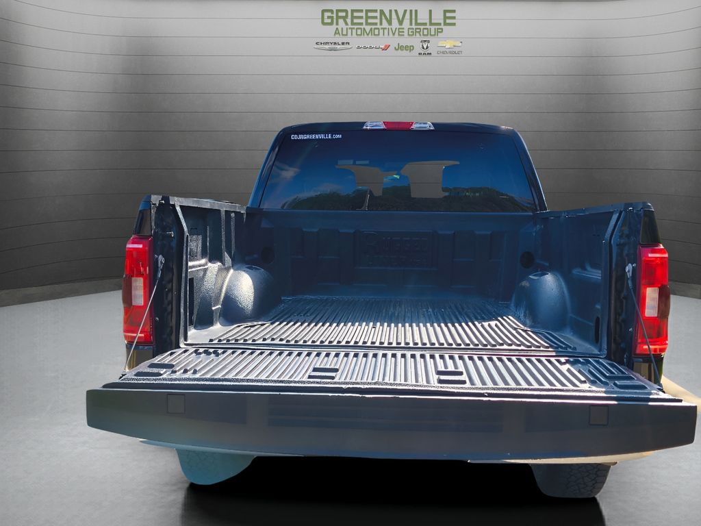 2023 Ford F-150 XLT - Agate Black Metallic exterior view 7