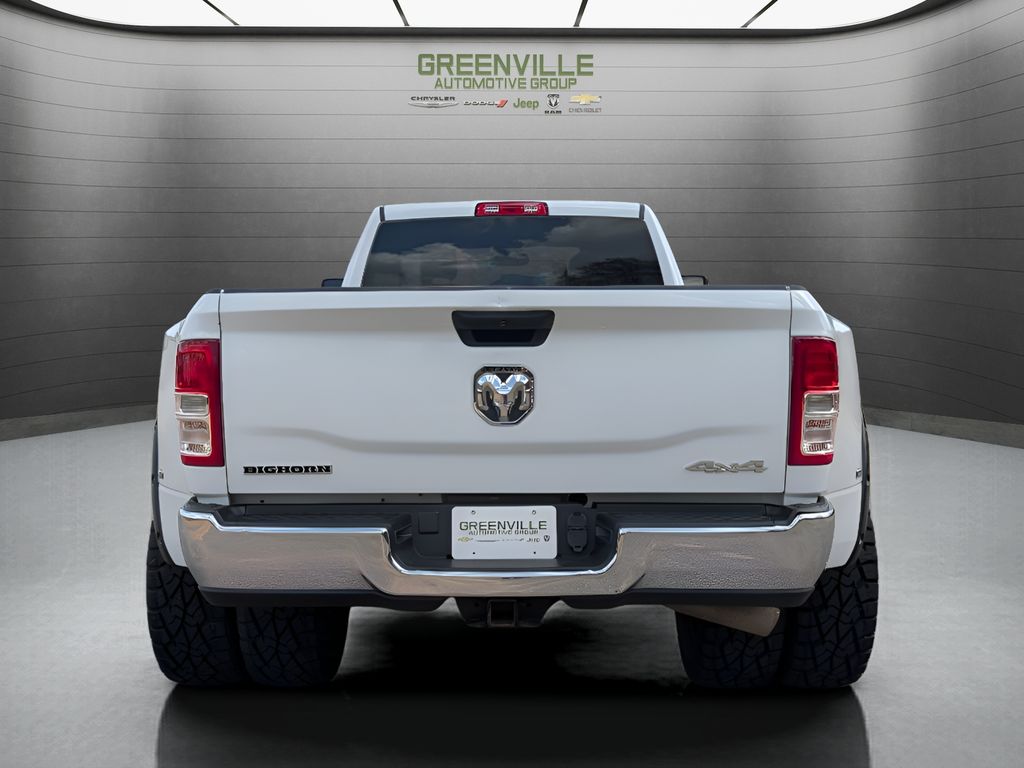 2024 Ram 3500 Big Horn 6.7L Cummins 4X4 DRW Crew Cab - Bright White Clearcoat exterior view 10