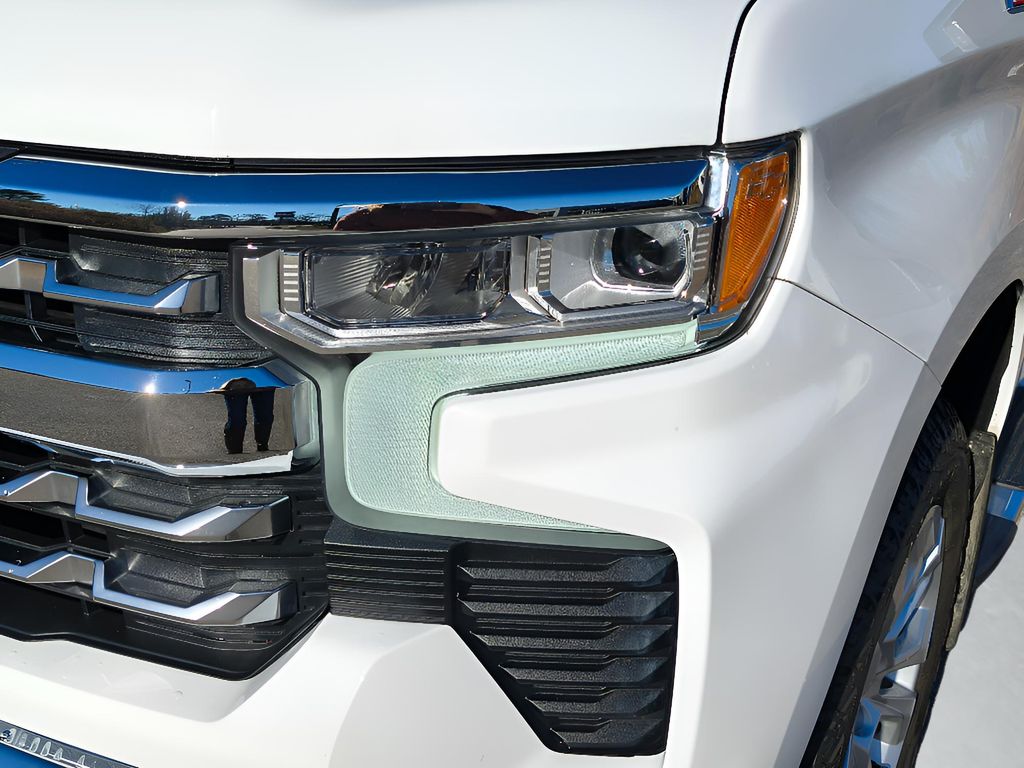 2023 Chevrolet Silverado 1500 - Summit White exterior view 15