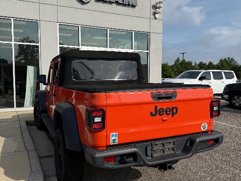 2020 Jeep Gladiator Sport S - Punkn Metallic Clearcoat exterior view 2