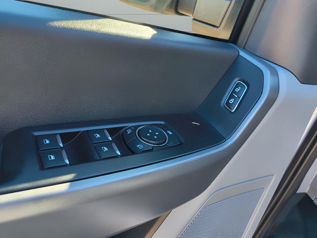 2024 Ford F-250 Super Duty - Oxford White exterior view 14