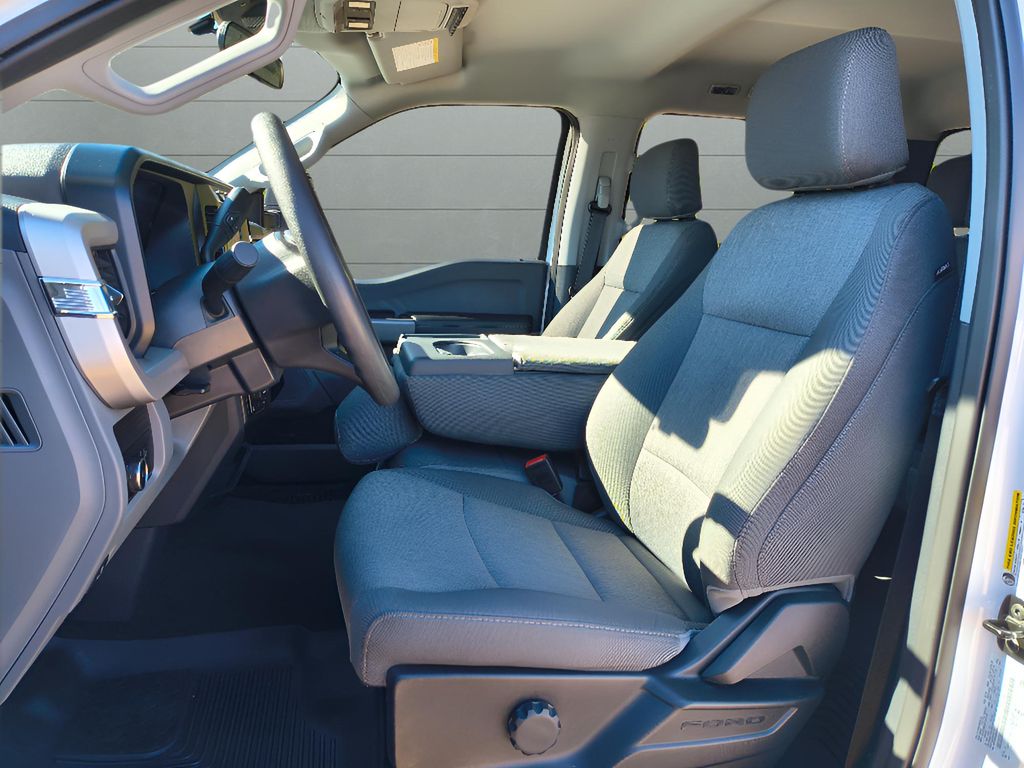 2024 Ford F-250 Super Duty - Oxford White exterior view 16