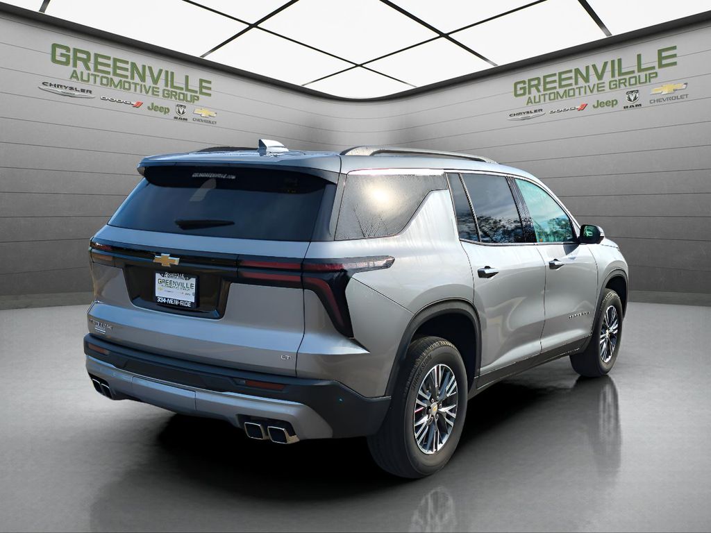 2024 Chevrolet Traverse FWD LT - Sterling Gray Metallic exterior view 8