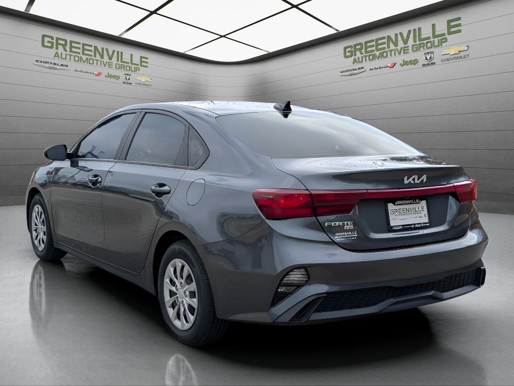2024 Kia Forte LX - Gravity Gray exterior view 5